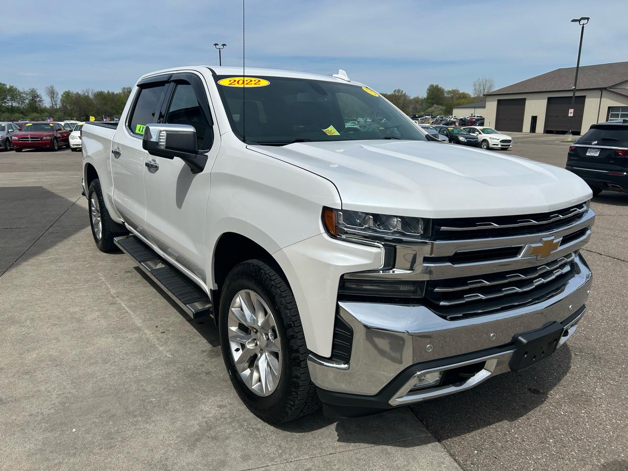 Chevrolet Silverado 1500 Limited LTZ Crew Cab 4WD 2022