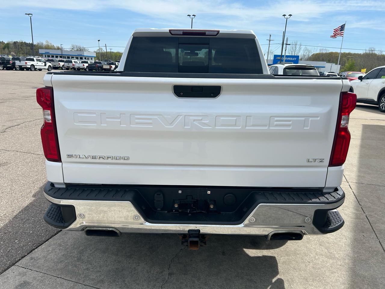 Chevrolet Silverado 1500 Limited LTZ Crew Cab 4WD 2022
