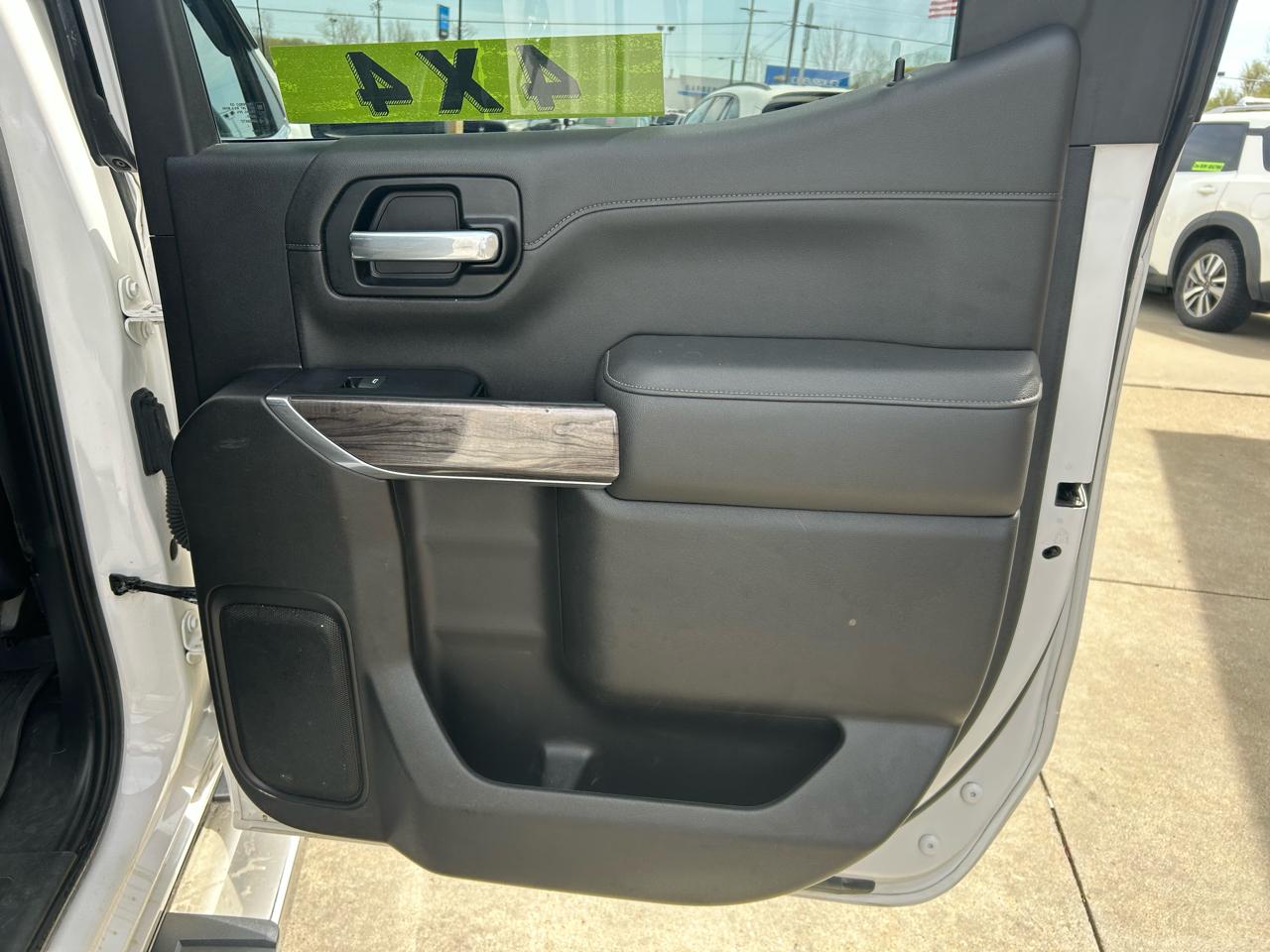 Chevrolet Silverado 1500 Limited LTZ Crew Cab 4WD 2022