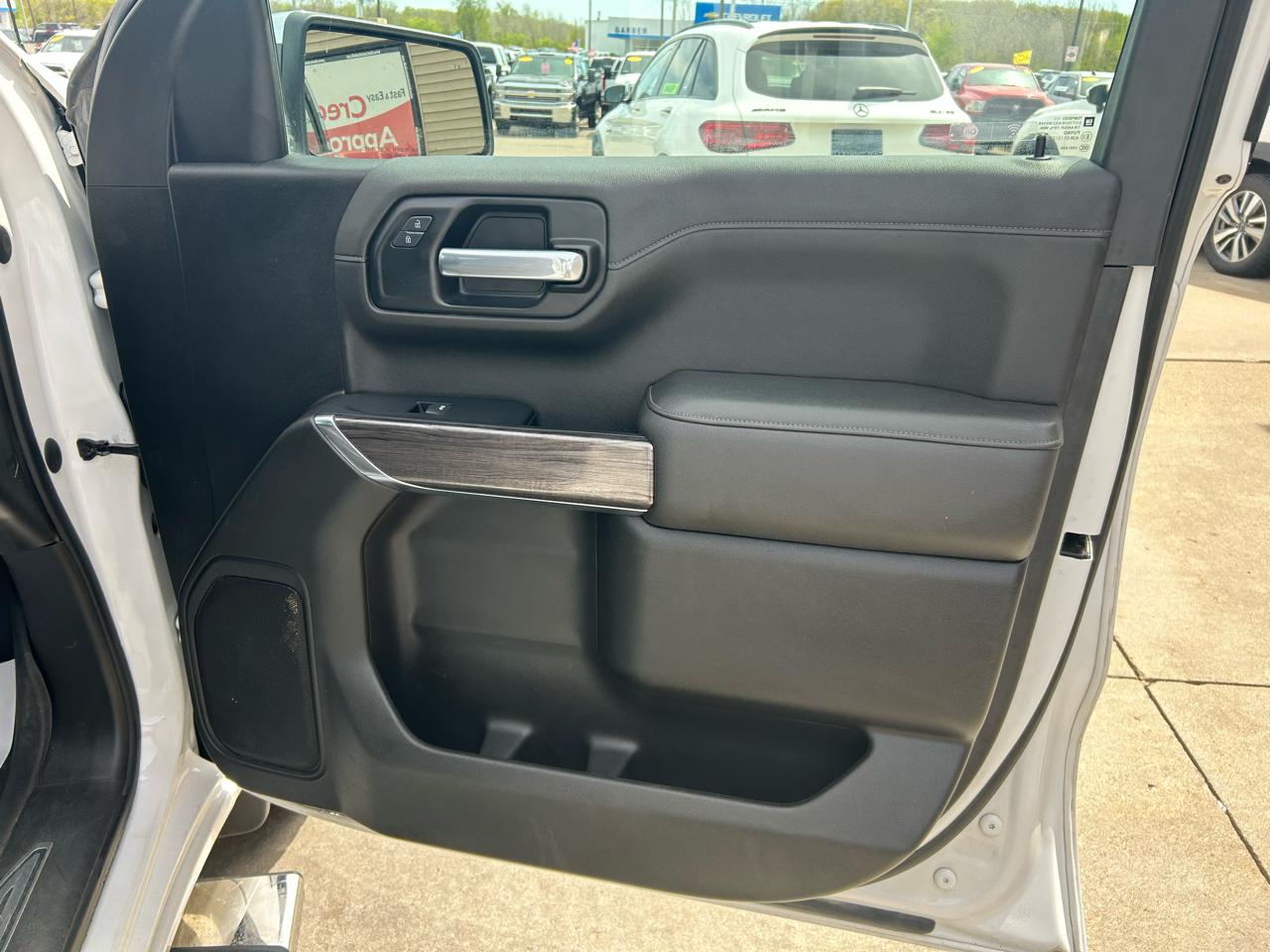 Chevrolet Silverado 1500 Limited LTZ Crew Cab 4WD 2022