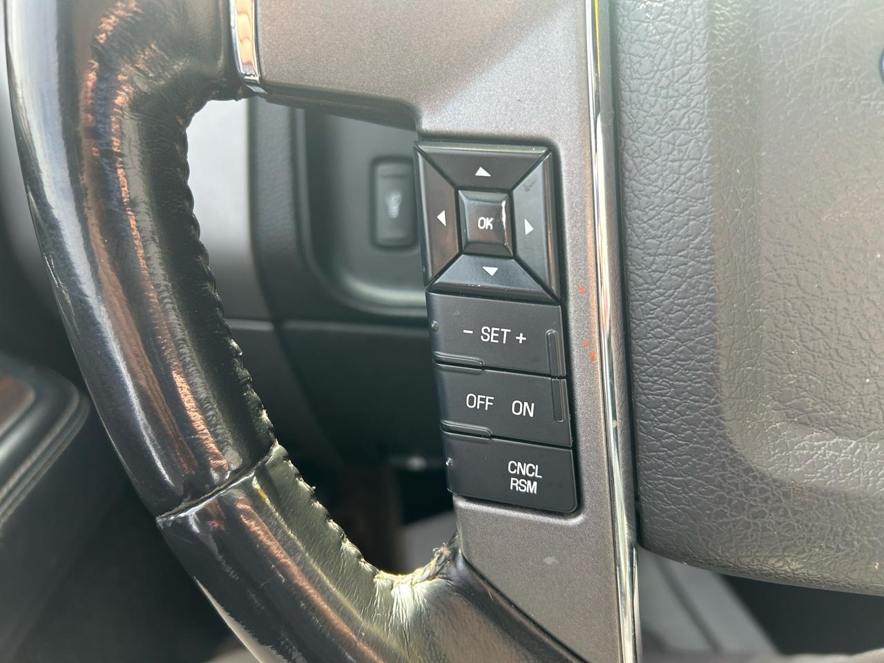Ford Expedition EL Platinum 4WD 2017