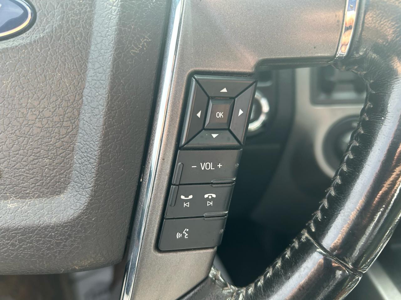 Ford Expedition EL Platinum 4WD 2017