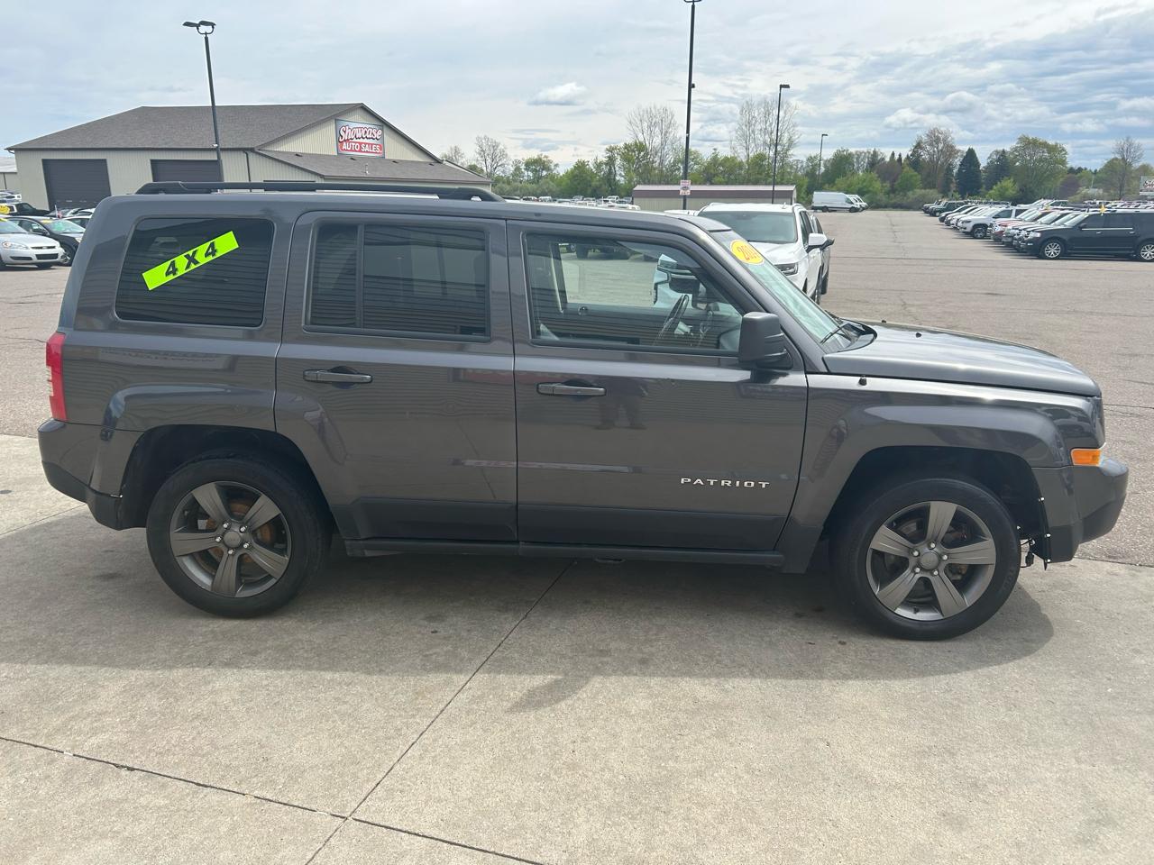Jeep Patriot Latitude 2WD 2014