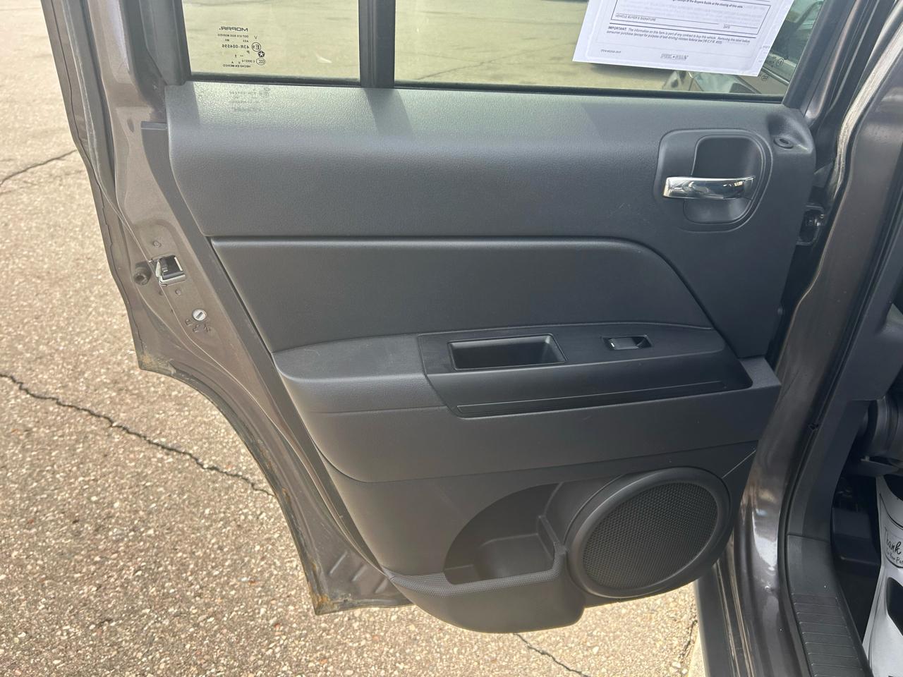Jeep Patriot Latitude 2WD 2014