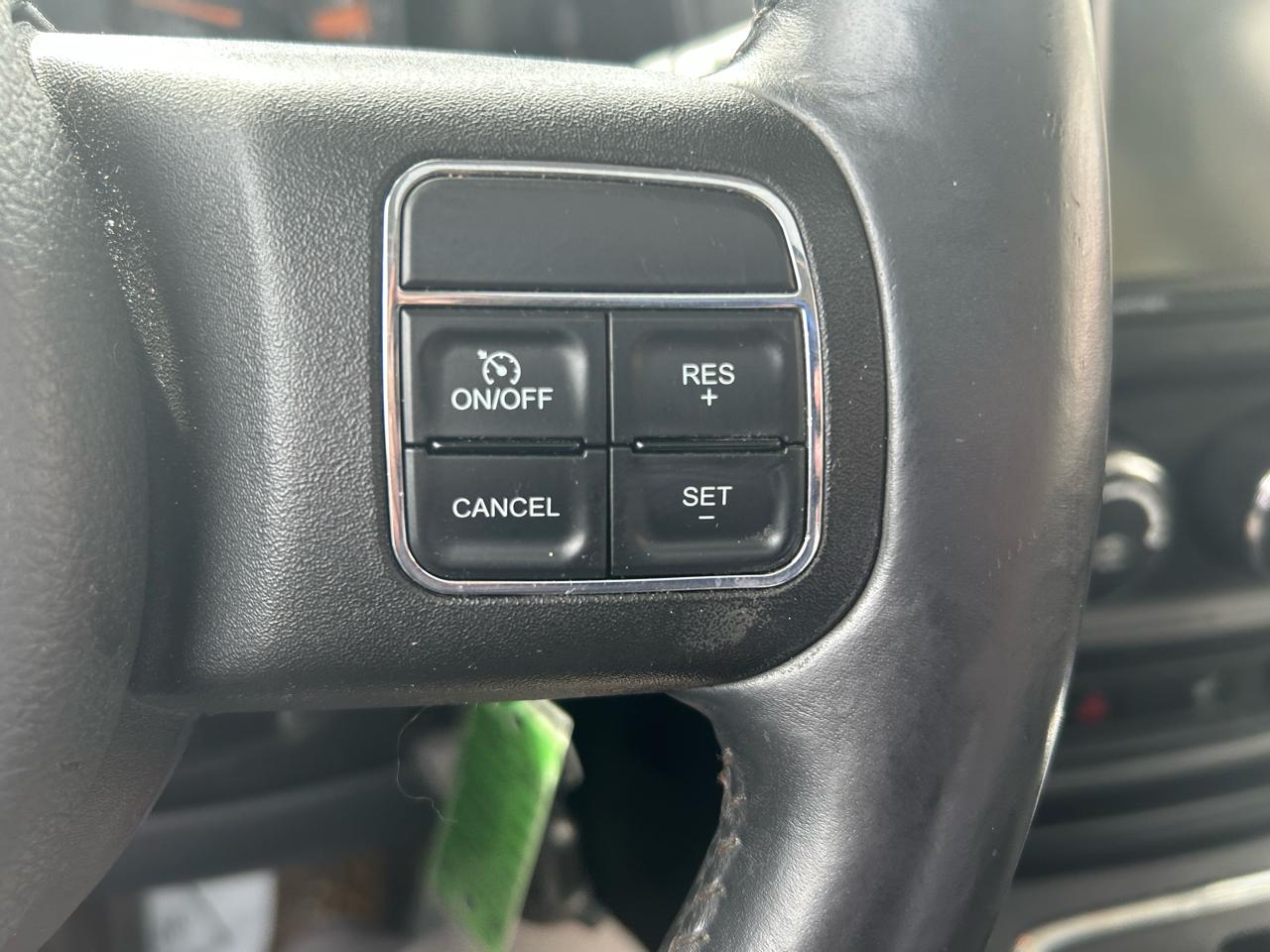Jeep Patriot Latitude 2WD 2014