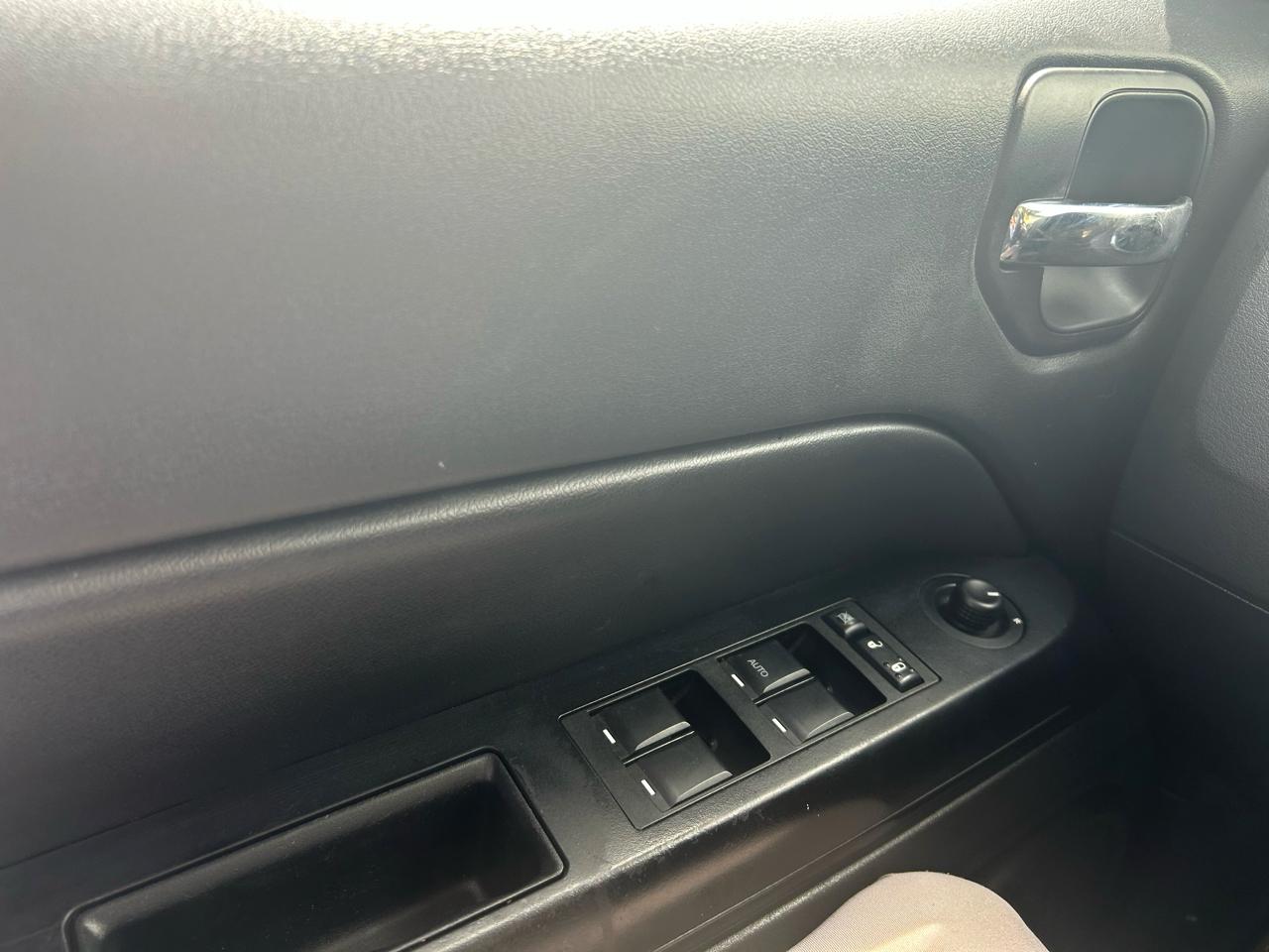 Jeep Patriot Latitude 2WD 2014