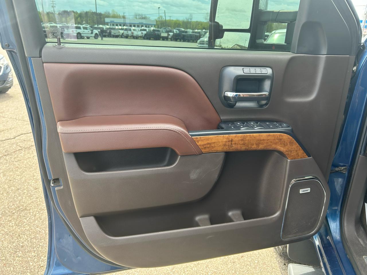 Chevrolet Silverado 1500 High Country Crew Cab 4WD 2015