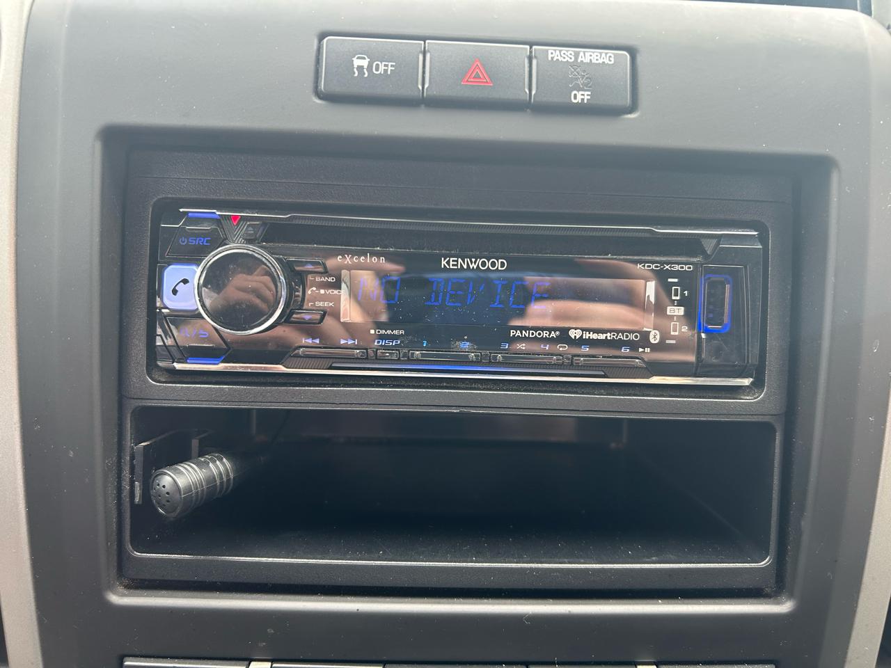 Ford F-150 XLT SuperCrew 6.5-ft. Bed 4WD 2012
