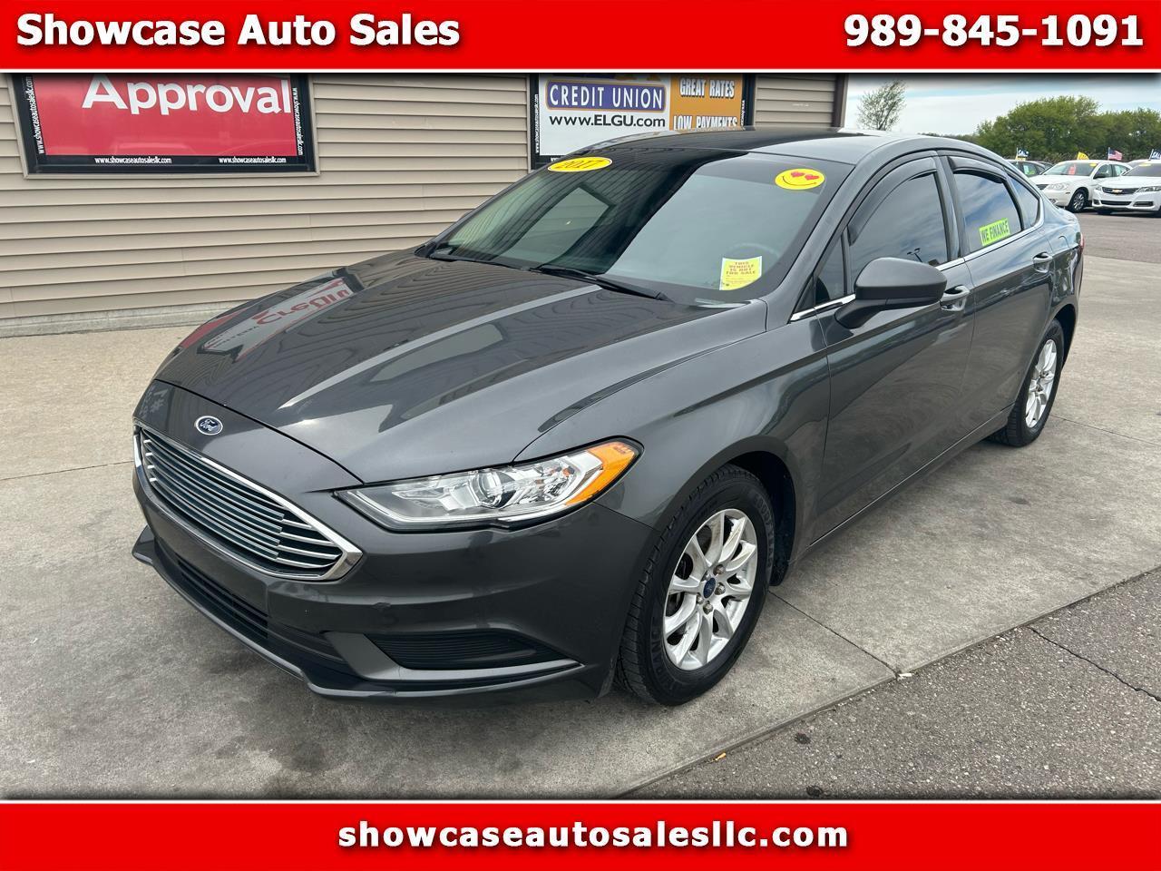 Ford Fusion S 2017
