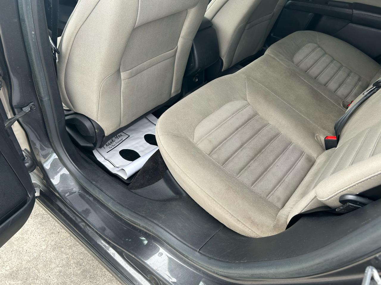 Ford Fusion S 2017
