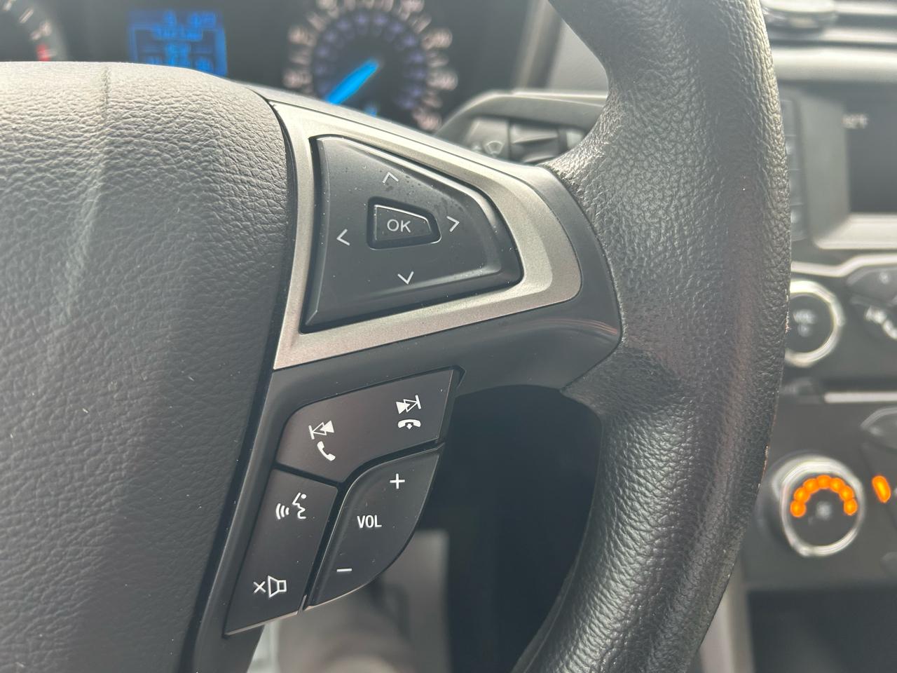Ford Fusion S 2017