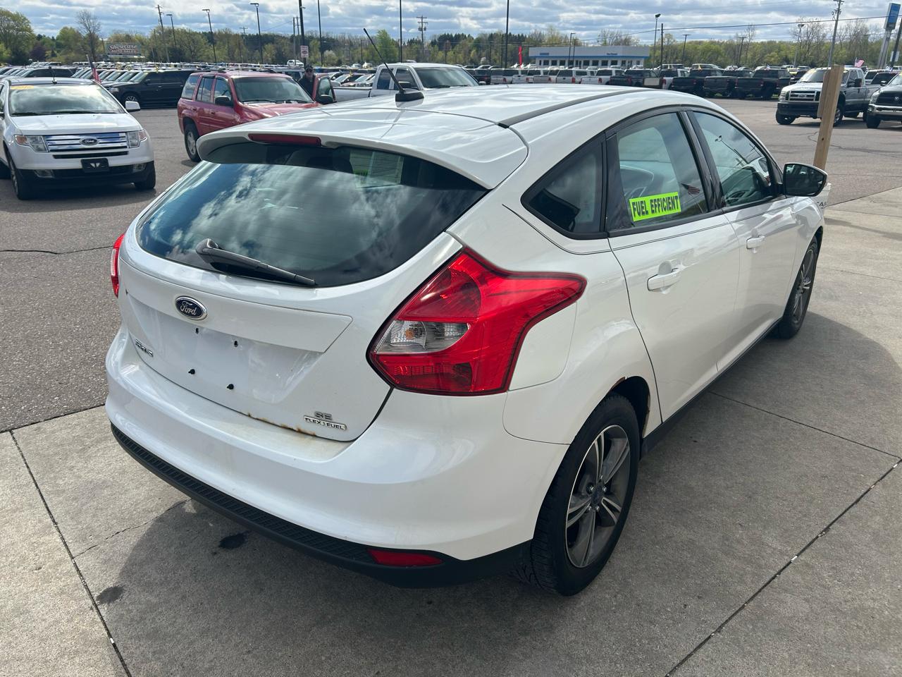 Ford Focus SE Hatch 2014