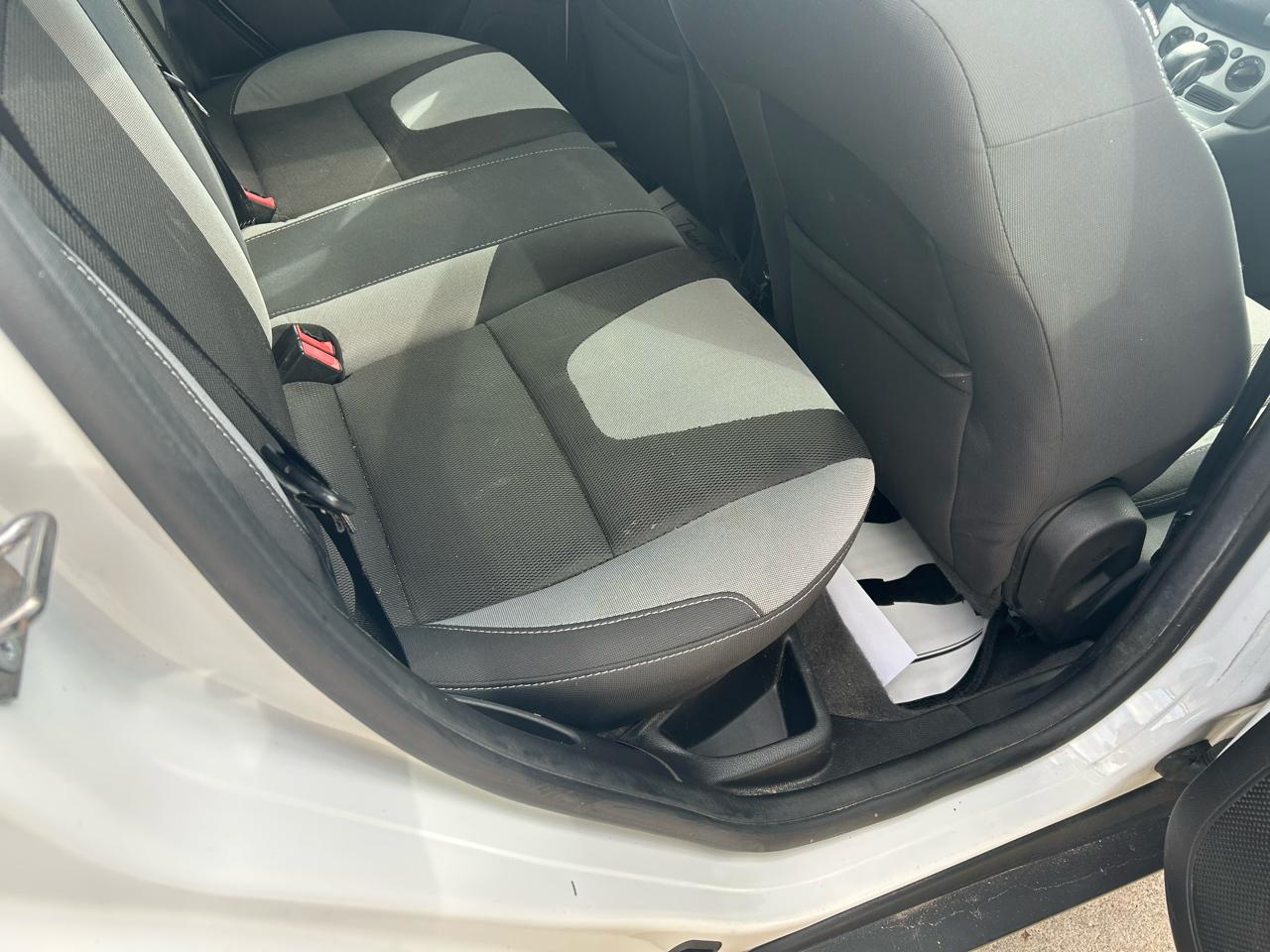 Ford Focus SE Hatch 2014