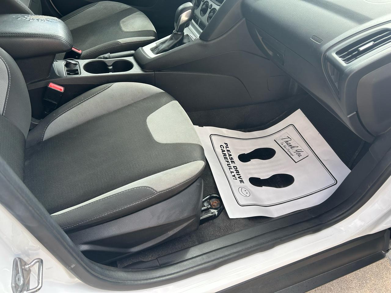 Ford Focus SE Hatch 2014