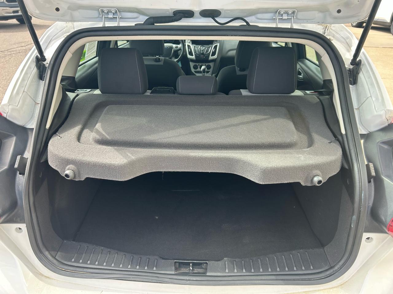 Ford Focus SE Hatch 2014