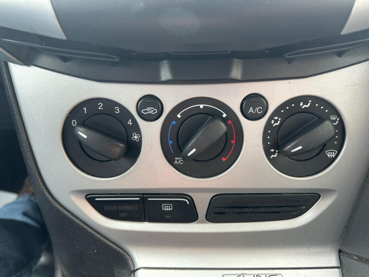 Ford Focus SE Hatch 2014