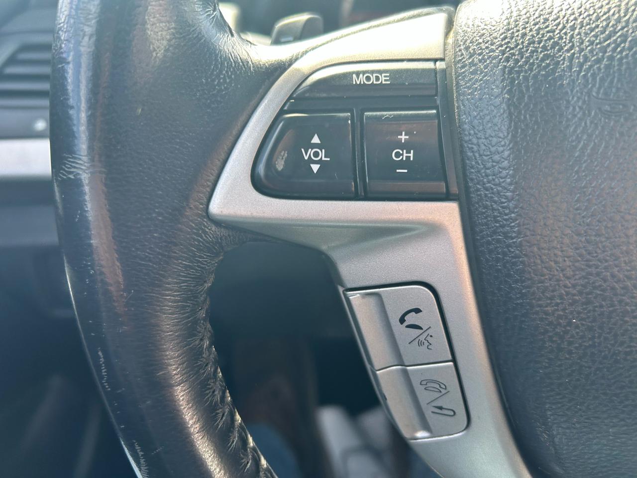 Honda Accord EX-L V6 Coupe AT 2012