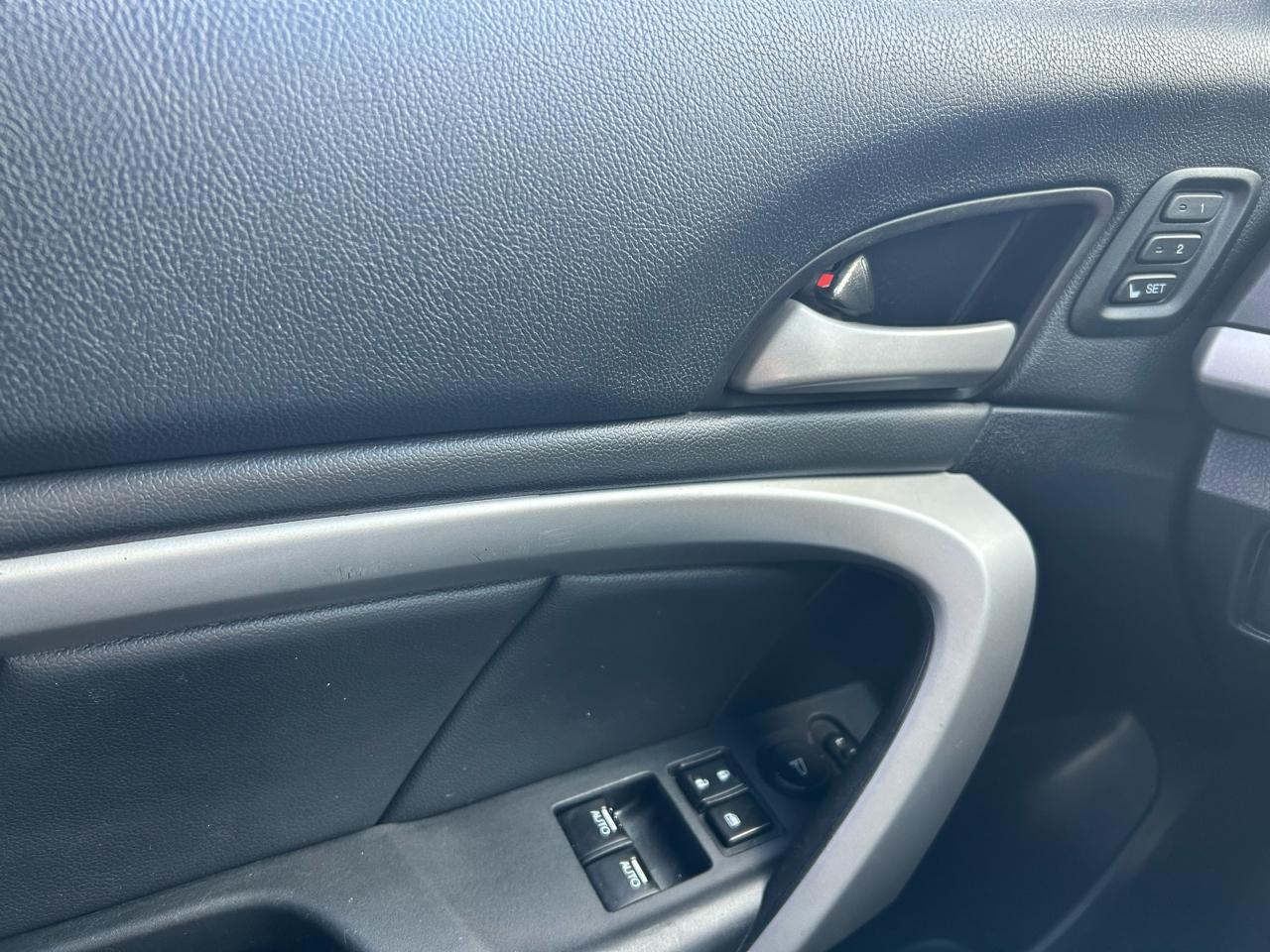 Honda Accord EX-L V6 Coupe AT 2012