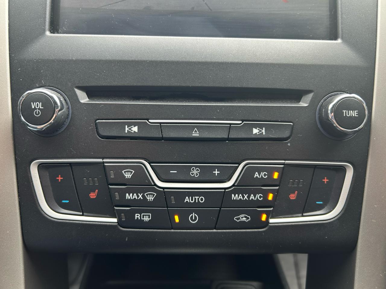 Ford Fusion SE AWD 2016