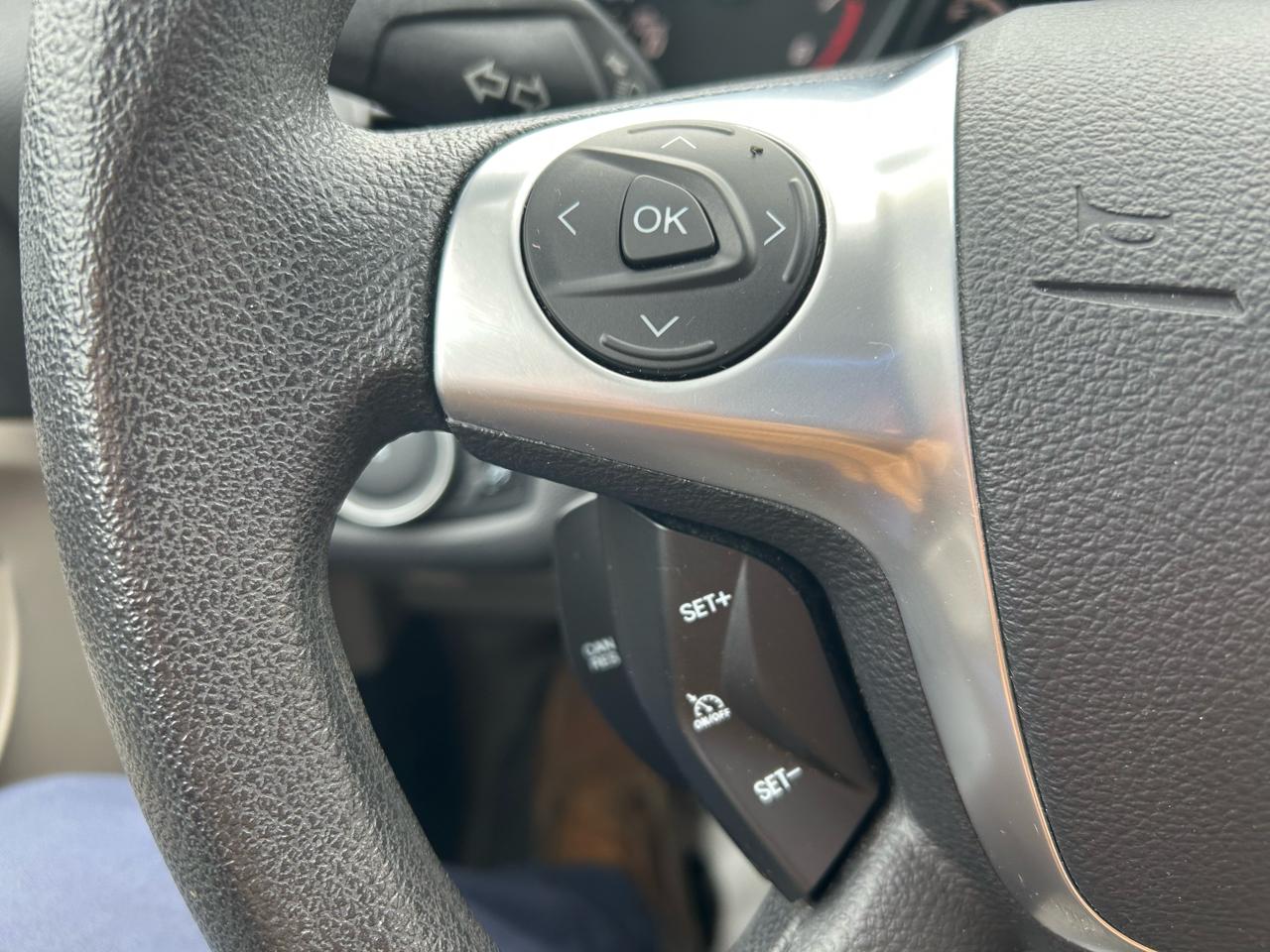 Ford Escape SE FWD 2016