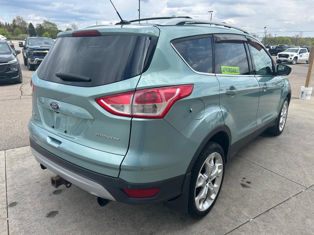Ford Escape Titanium 4WD 2013