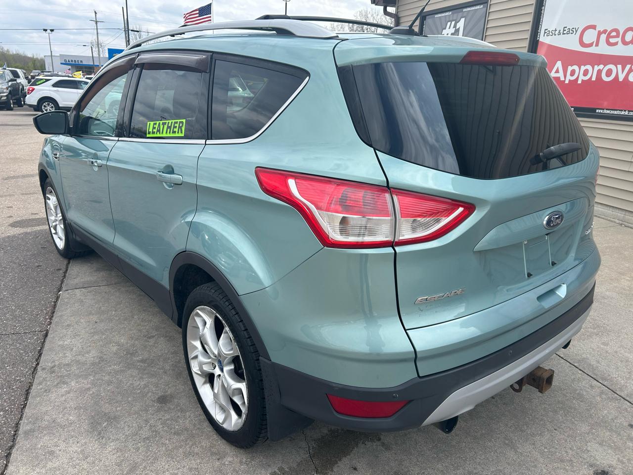 Ford Escape Titanium 4WD 2013