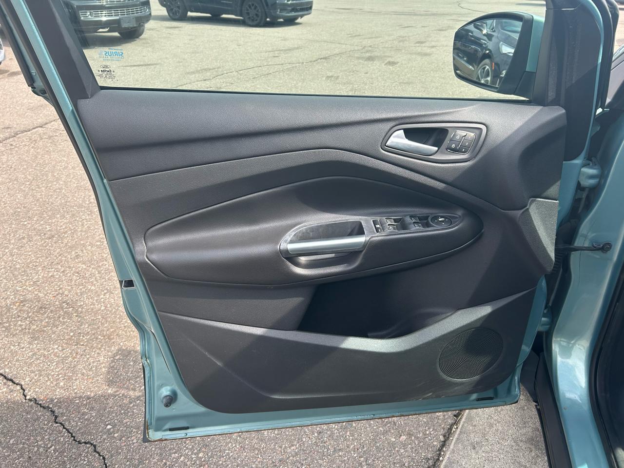 Ford Escape Titanium 4WD 2013