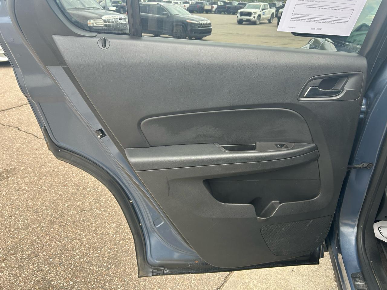 Chevrolet Equinox 1LT 2WD 2011