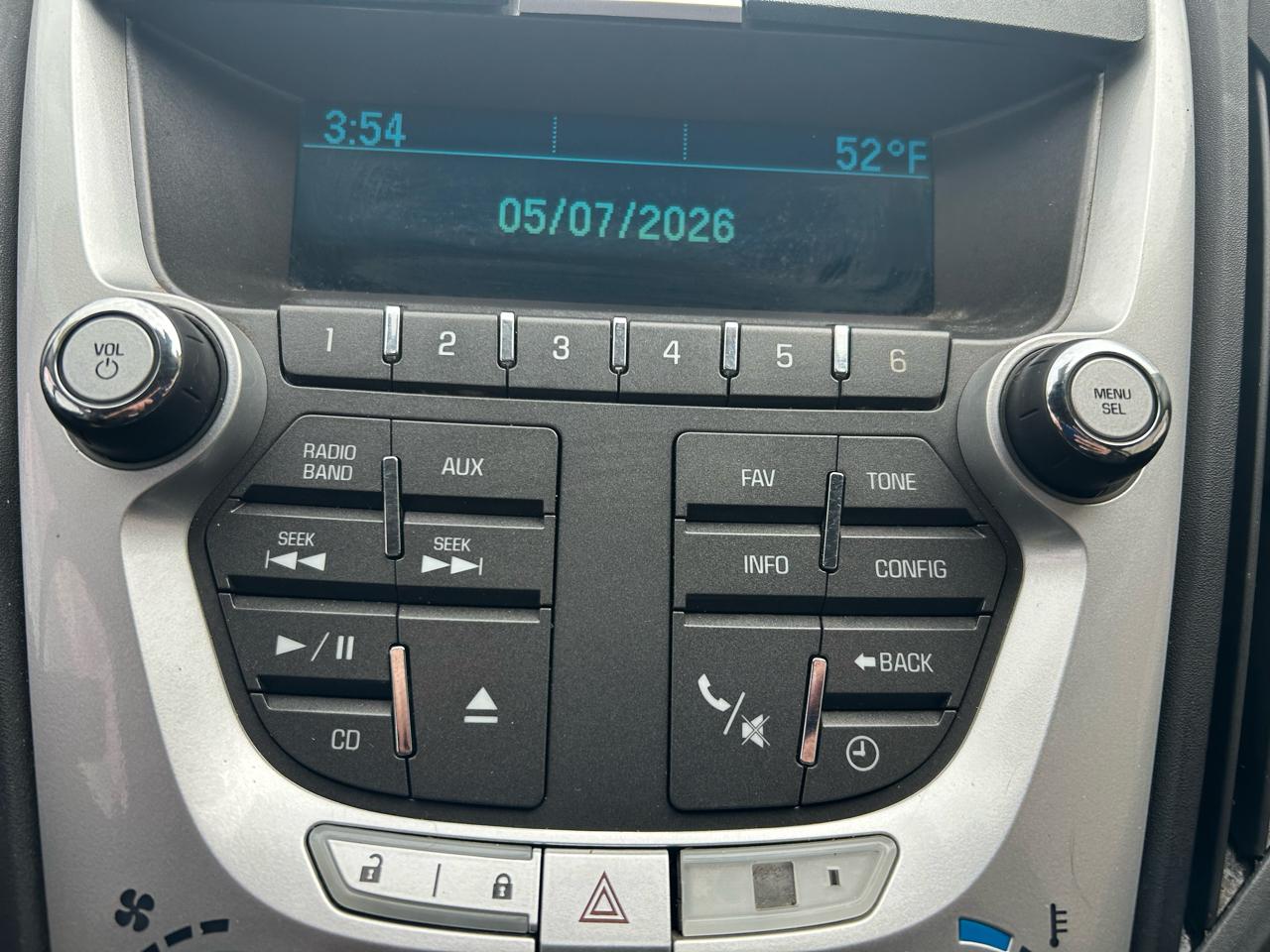 Chevrolet Equinox 1LT 2WD 2011