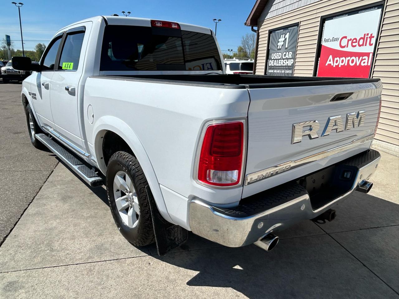RAM 1500 Longhorn Crew Cab SWB 4WD 2016
