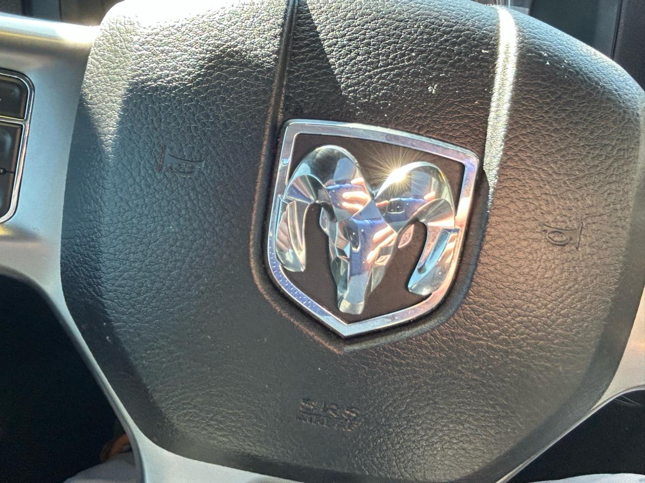 RAM 1500 Longhorn Crew Cab SWB 4WD 2016