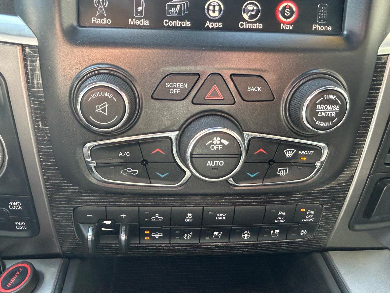 RAM 1500 Longhorn Crew Cab SWB 4WD 2016