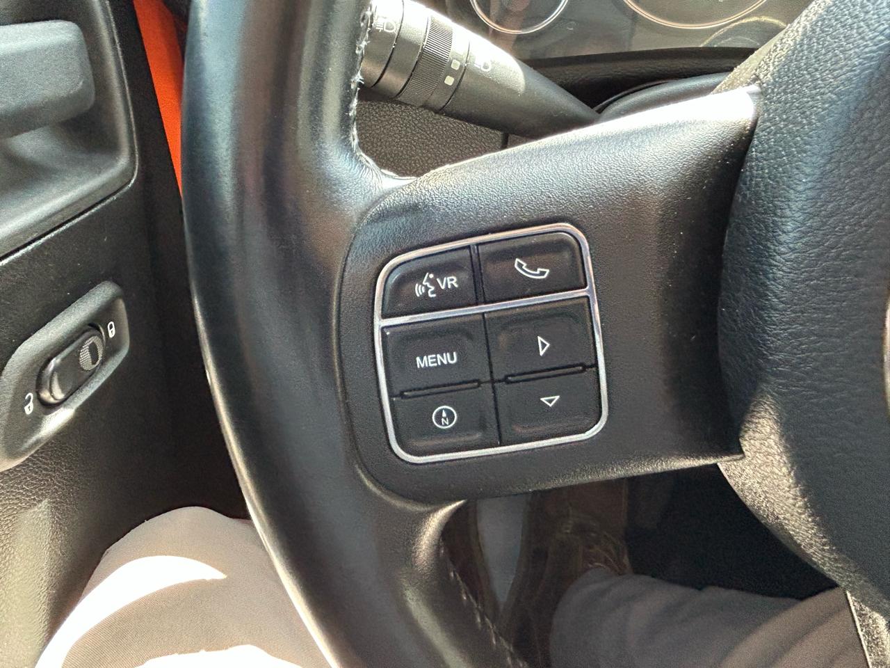 Jeep Wrangler Sahara 4WD 2012
