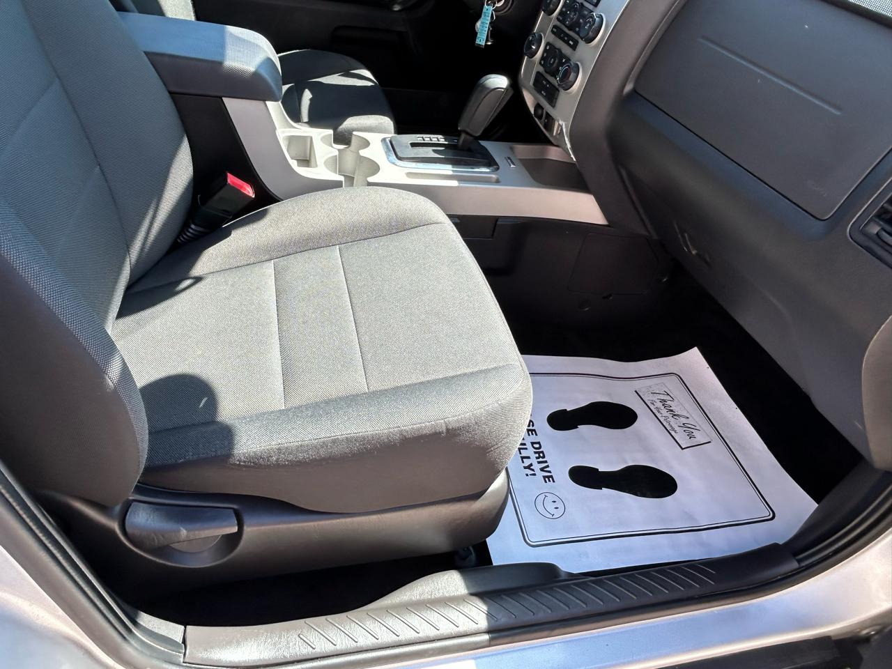 Ford Escape XLT 4WD 2010
