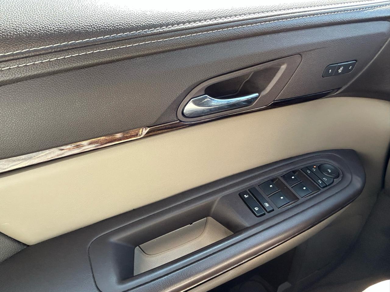 GMC Acadia Denali AWD 2015