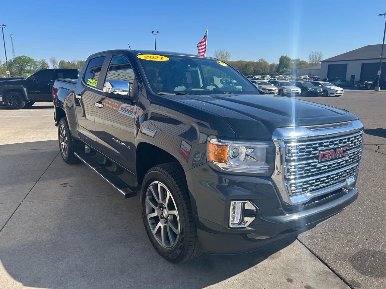 GMC Canyon Denali Crew Cab Long Box 4WD 2021