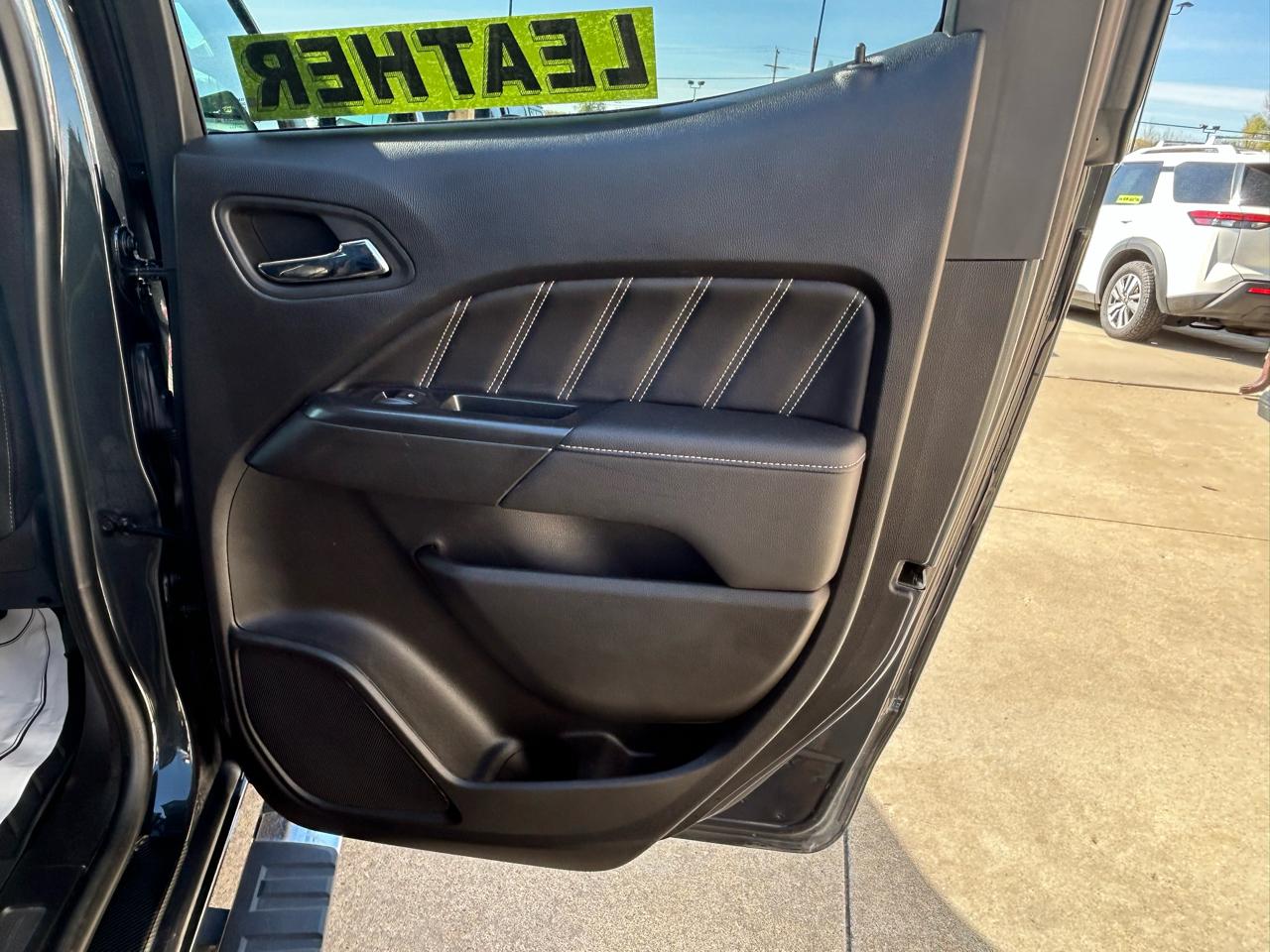 GMC Canyon Denali Crew Cab Long Box 4WD 2021