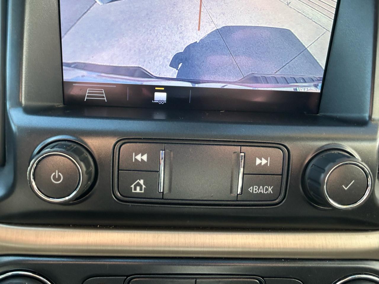 GMC Canyon Denali Crew Cab Long Box 4WD 2021