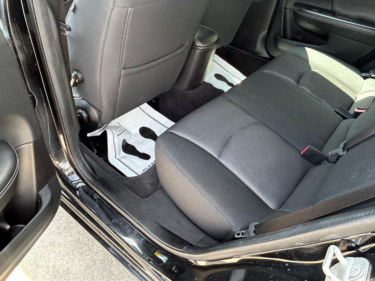 Dodge Avenger Base 2013