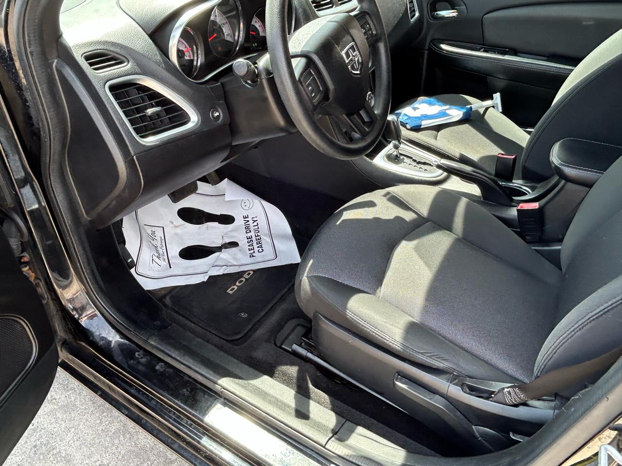 Dodge Avenger Base 2013