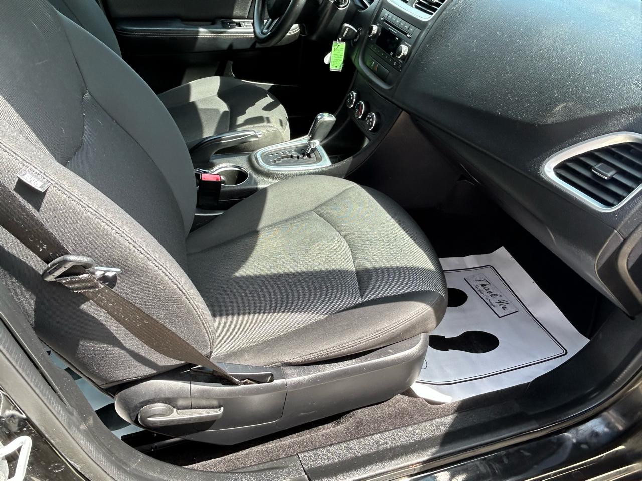 Dodge Avenger Base 2013