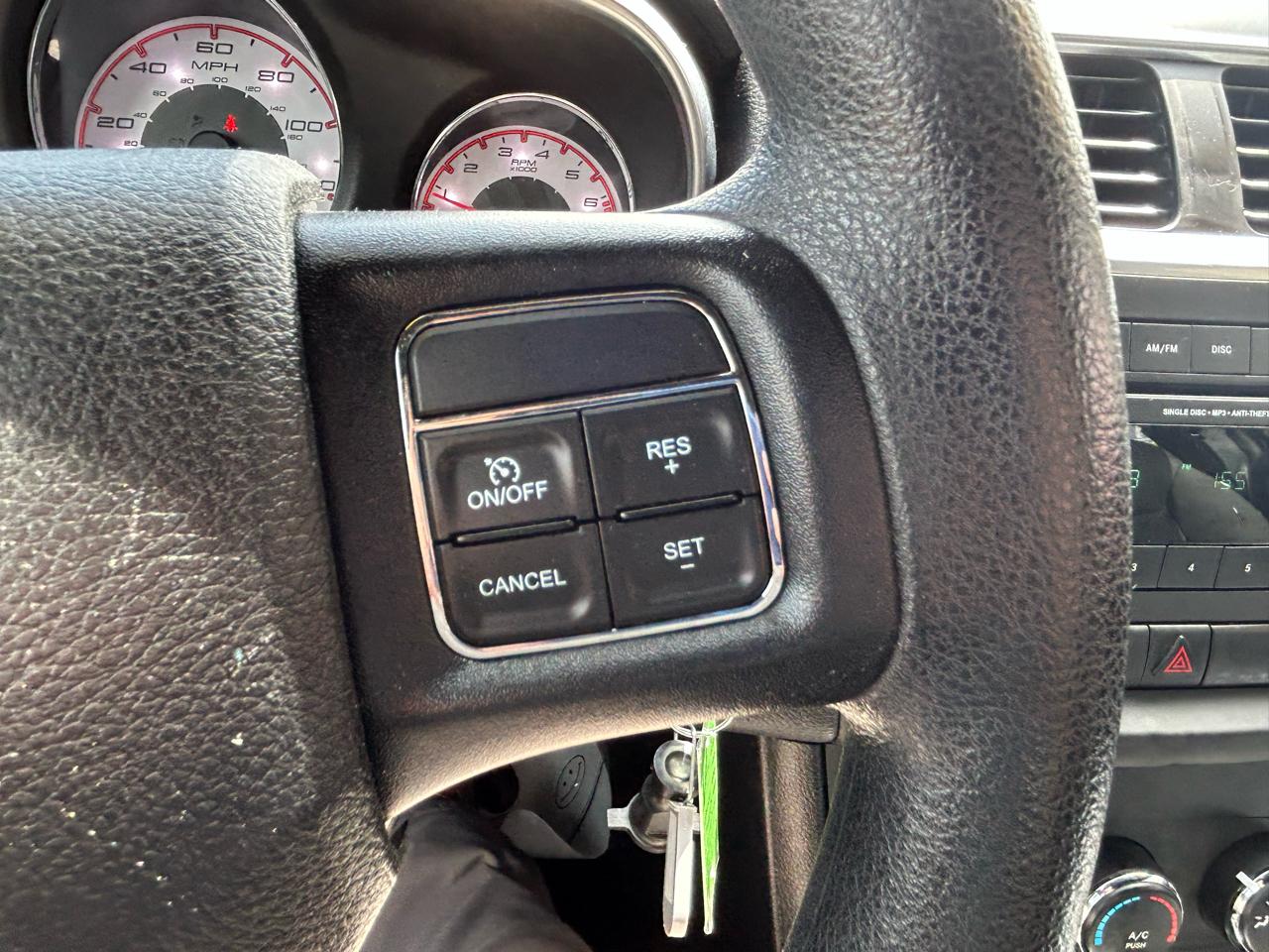 Dodge Avenger Base 2013