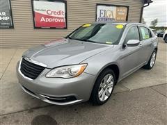 2013 Chrysler 200 