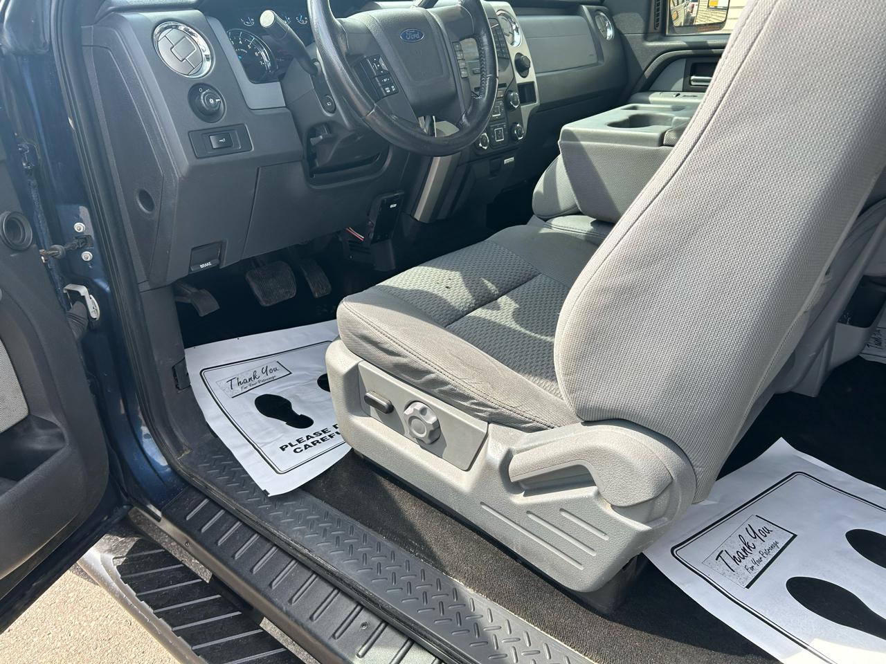Ford F-150 XLT SuperCab 8-ft. Bed 4WD 2013
