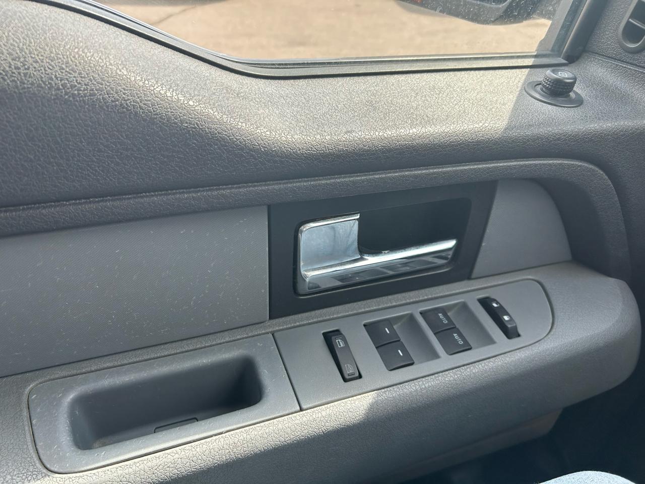 Ford F-150 XLT SuperCab 8-ft. Bed 4WD 2013