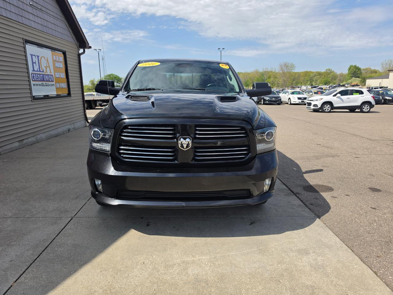 RAM 1500 Sport Crew Cab LWB 4WD 2016