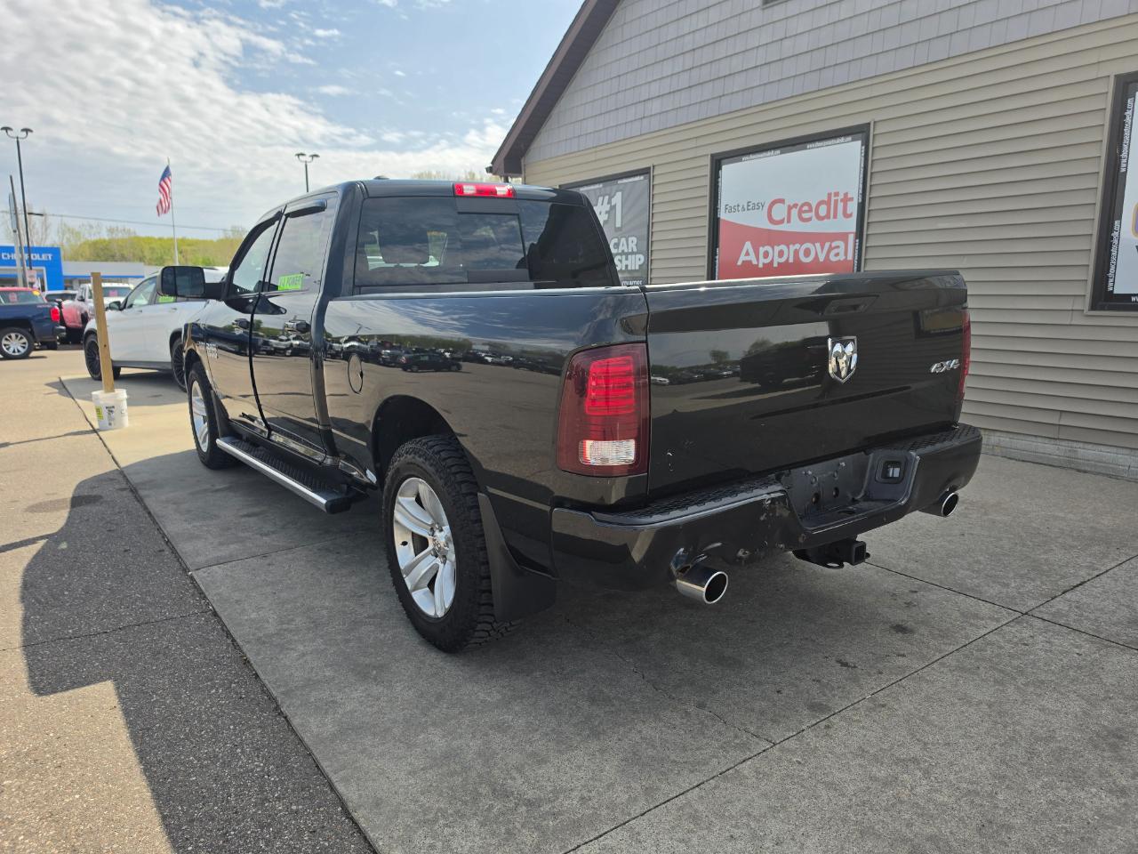 RAM 1500 Sport Crew Cab LWB 4WD 2016