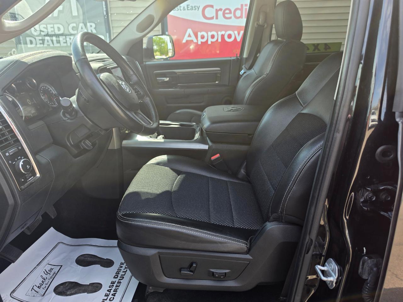 RAM 1500 Sport Crew Cab LWB 4WD 2016