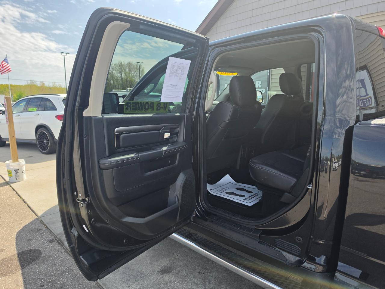 RAM 1500 Sport Crew Cab LWB 4WD 2016