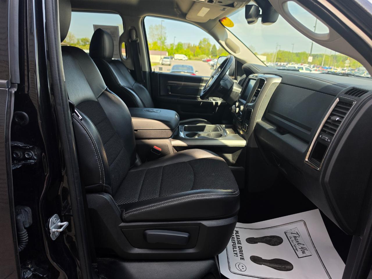 RAM 1500 Sport Crew Cab LWB 4WD 2016